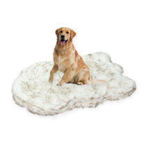 dog bed fur rug