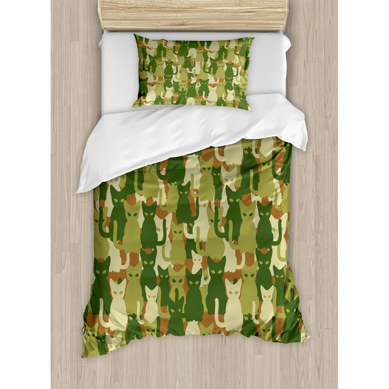 East Urban Home Camo Soldier Kittens Protective Cat Army Theme