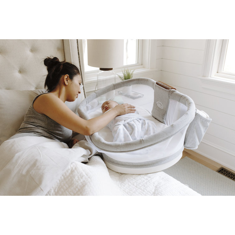 bassinet that pulls up to bed