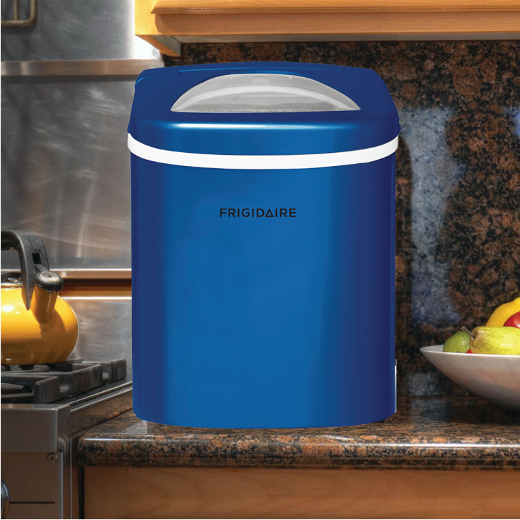 Frigidaire Small Appliances 26 Lb Lb Daily Production Portable Ice Maker Reviews Wayfair