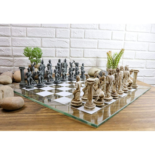 2 Extra Queens of Resin Chess Pieces for 3 1/2 in King Chess Set 