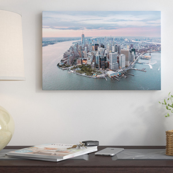 East Urban Home Lower Manhattan Peninsula At Sunset New York