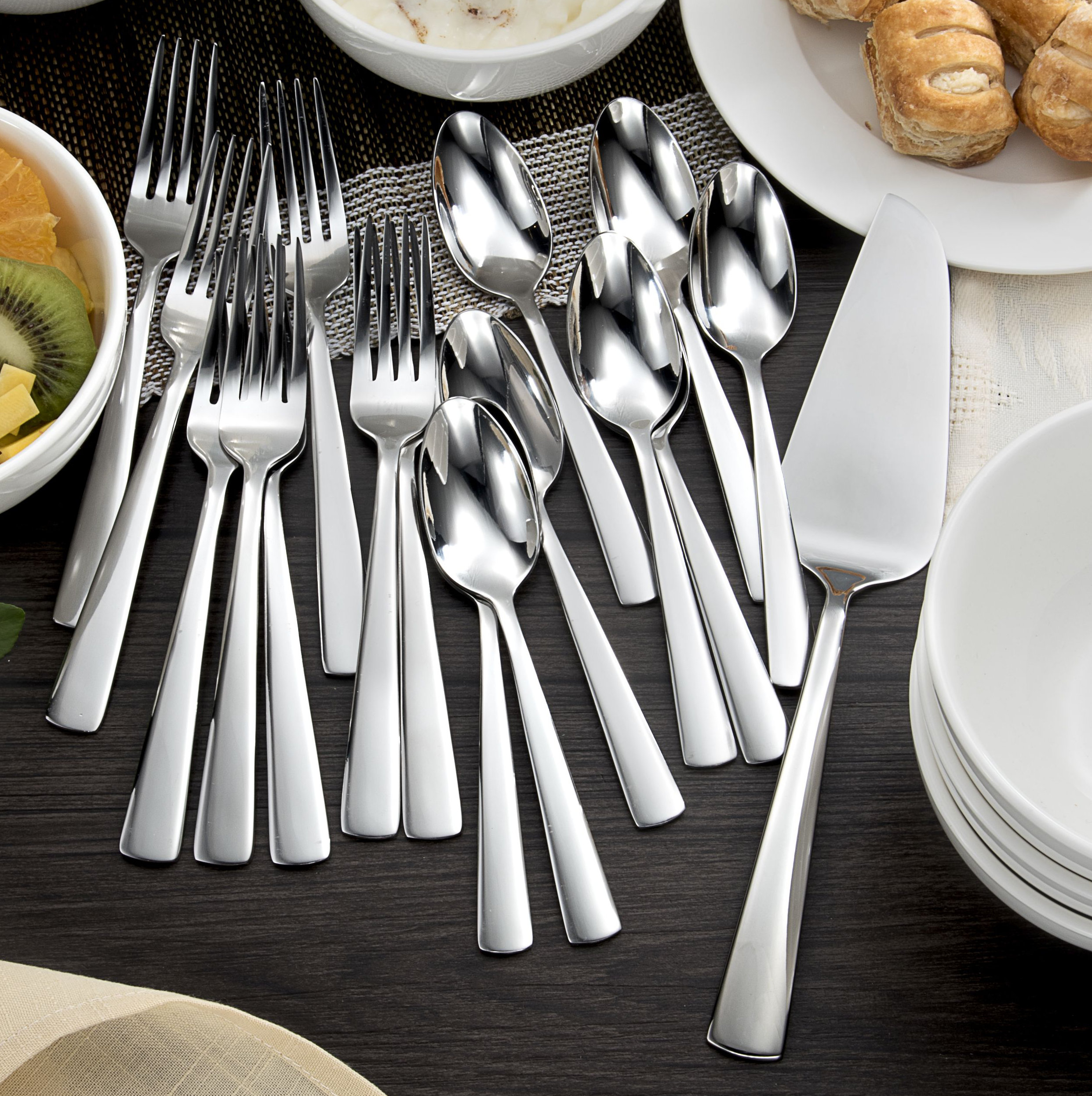Oneida Chef\'s Table 17 Piece Stainless Steel Dessert Flatware Set ... Oneida Chef\'s Table 17 Piece Stainless Steel Dessert Flatware Set ...