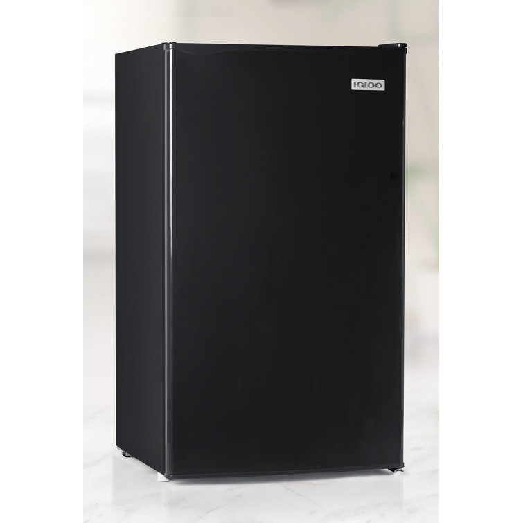 Igloo 3 2 Cubic Feet Cu Ft Freestanding Mini Fridge With Freezer Wayfair