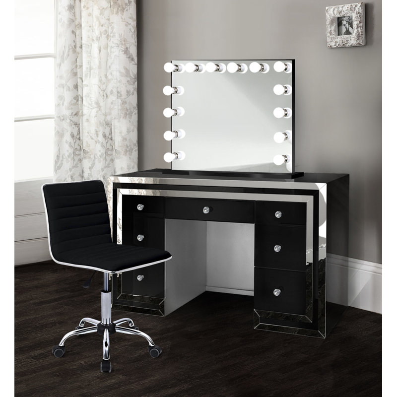 Everly Quinn Cardone Makeup Station - Makeup Station Vanity Everly Quinn Cardone Makeup Station - Makeup Station Vanity