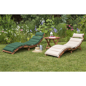 Gartenliege Colin mit Auflage und Tisch von Kamp..