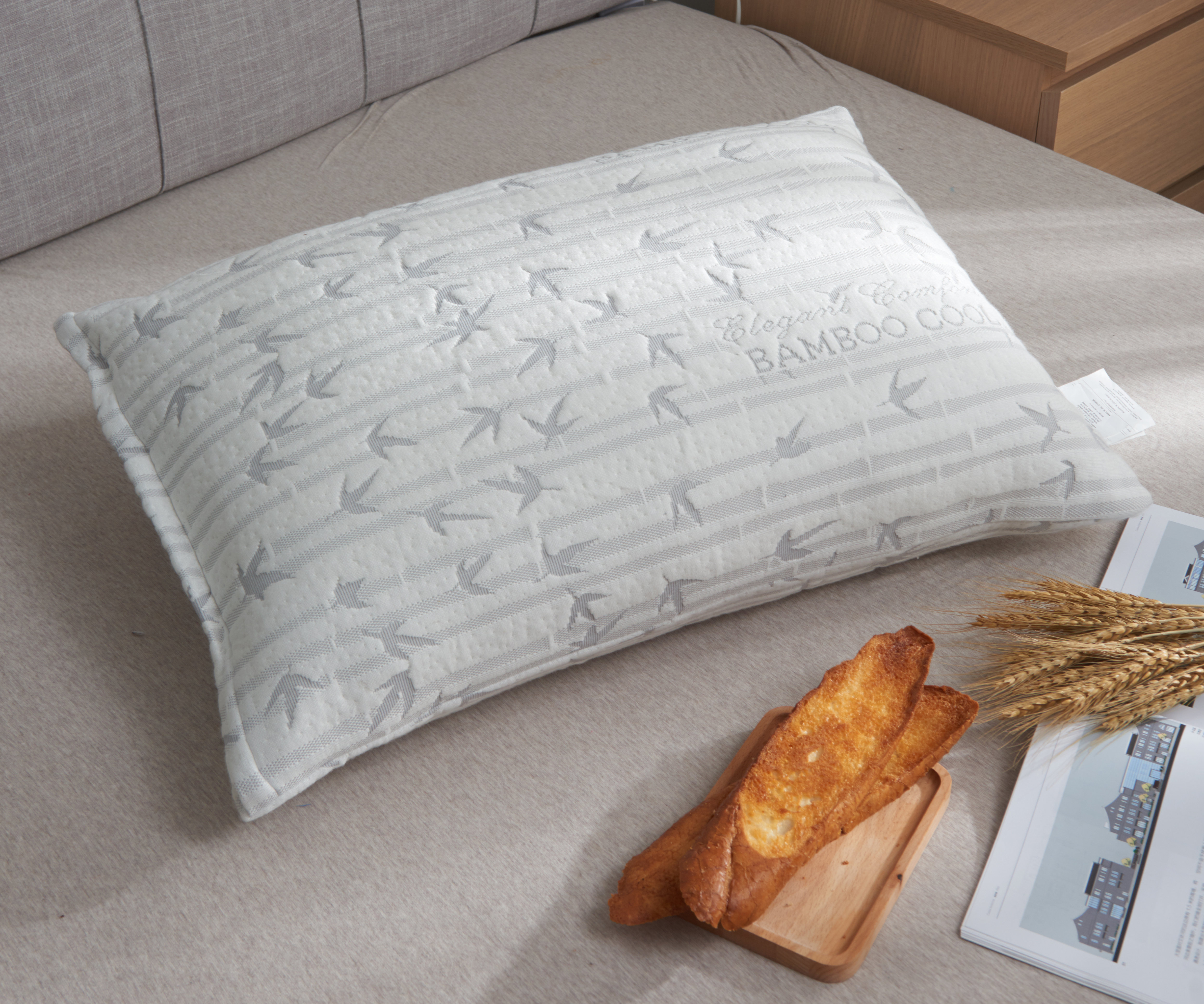 1 PACK Queen Hot Bamboo Pillow Memory Foam Hypoallergenic Cool Comfort NEW A1