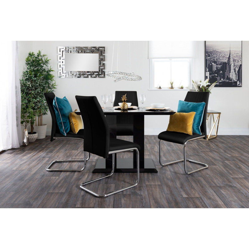 trapp dining set with 4 chairs