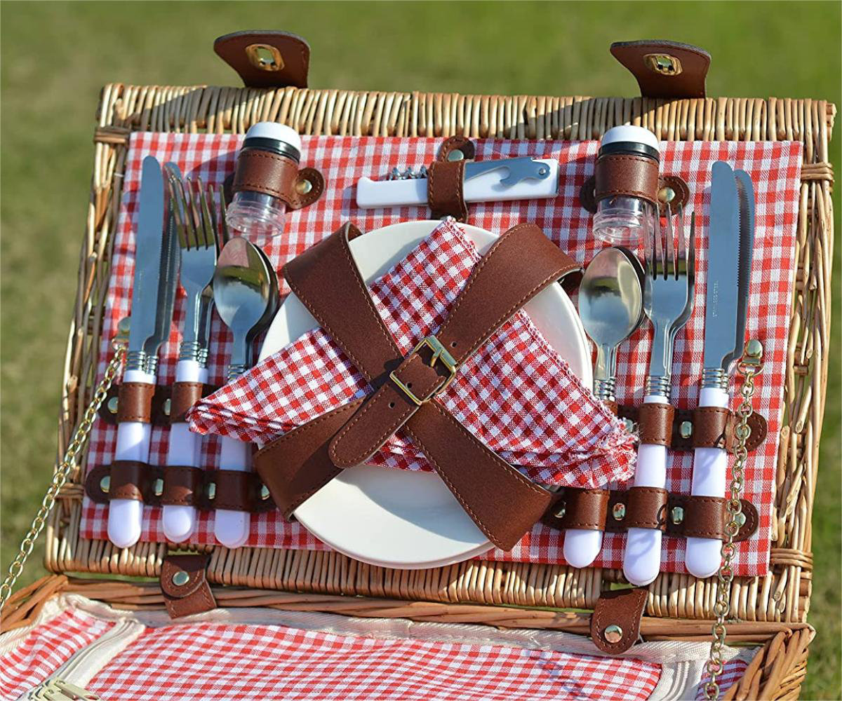 Crestone Picnic Basket For 4 Wicker Picnic Set With Insulated Liner For