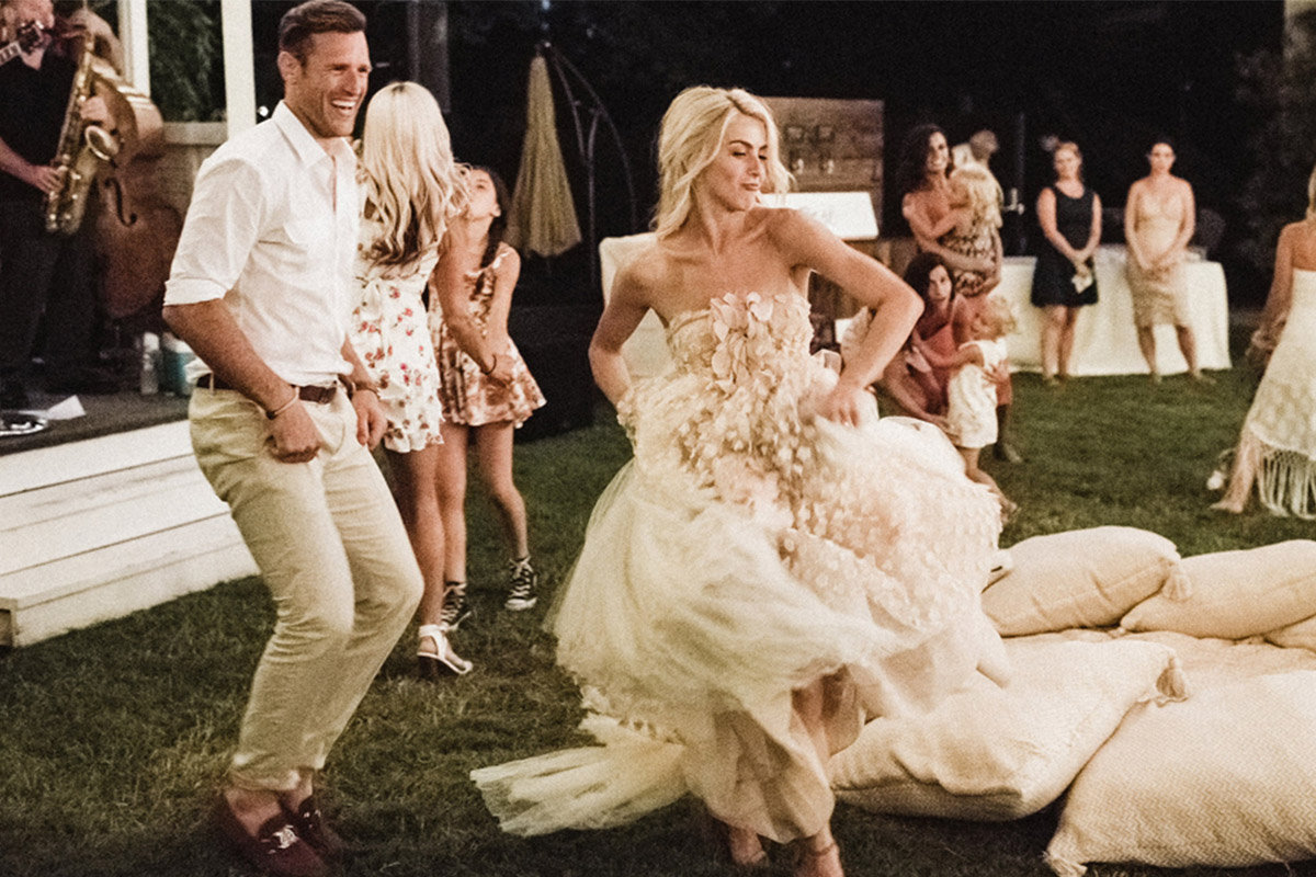 julianne hough wedding dress