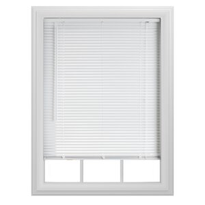 Semi-Sheer White Venetian Blind