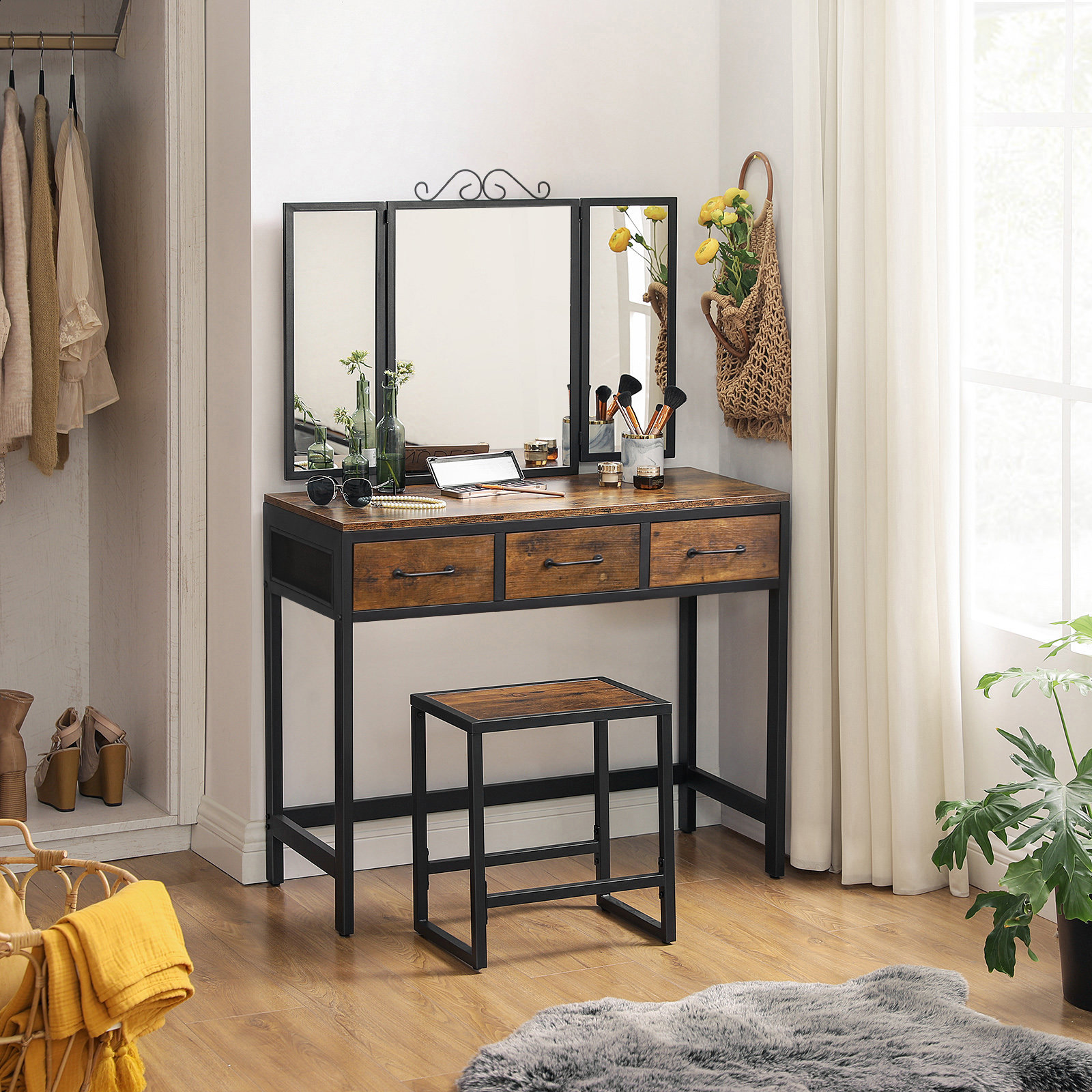 Williston Forge Leibowitz Dressing Table Set With Mirror Reviews Wayfair Couk Williston Forge Leibowitz Dressing Table Set With Mirror Reviews Wayfair Couk
