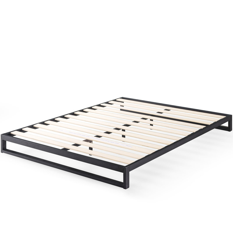 Hanley 7" Bed Frame Size: Full