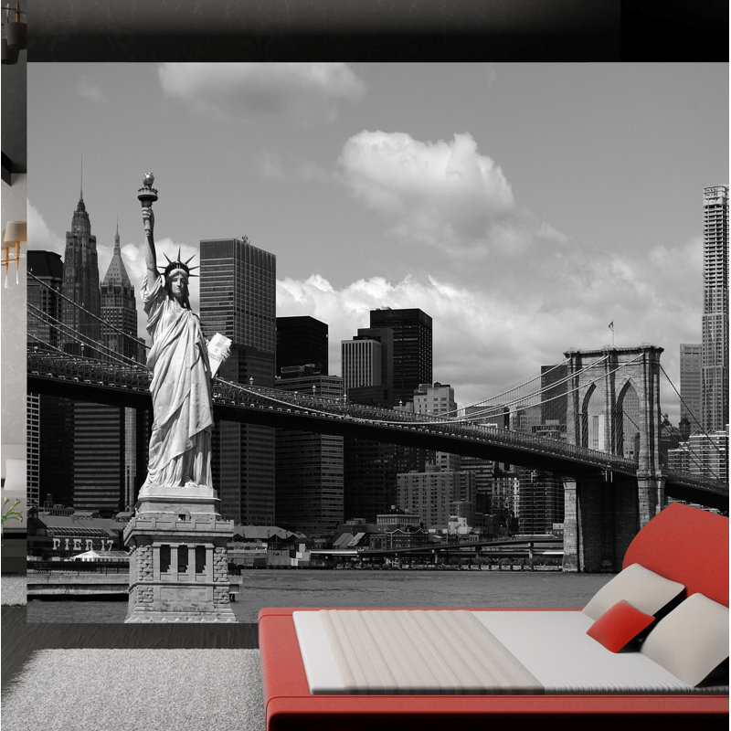 East Urban Home Statue Of Liberty New York City 11 8 L X 106 W Wall Mural Wayfair