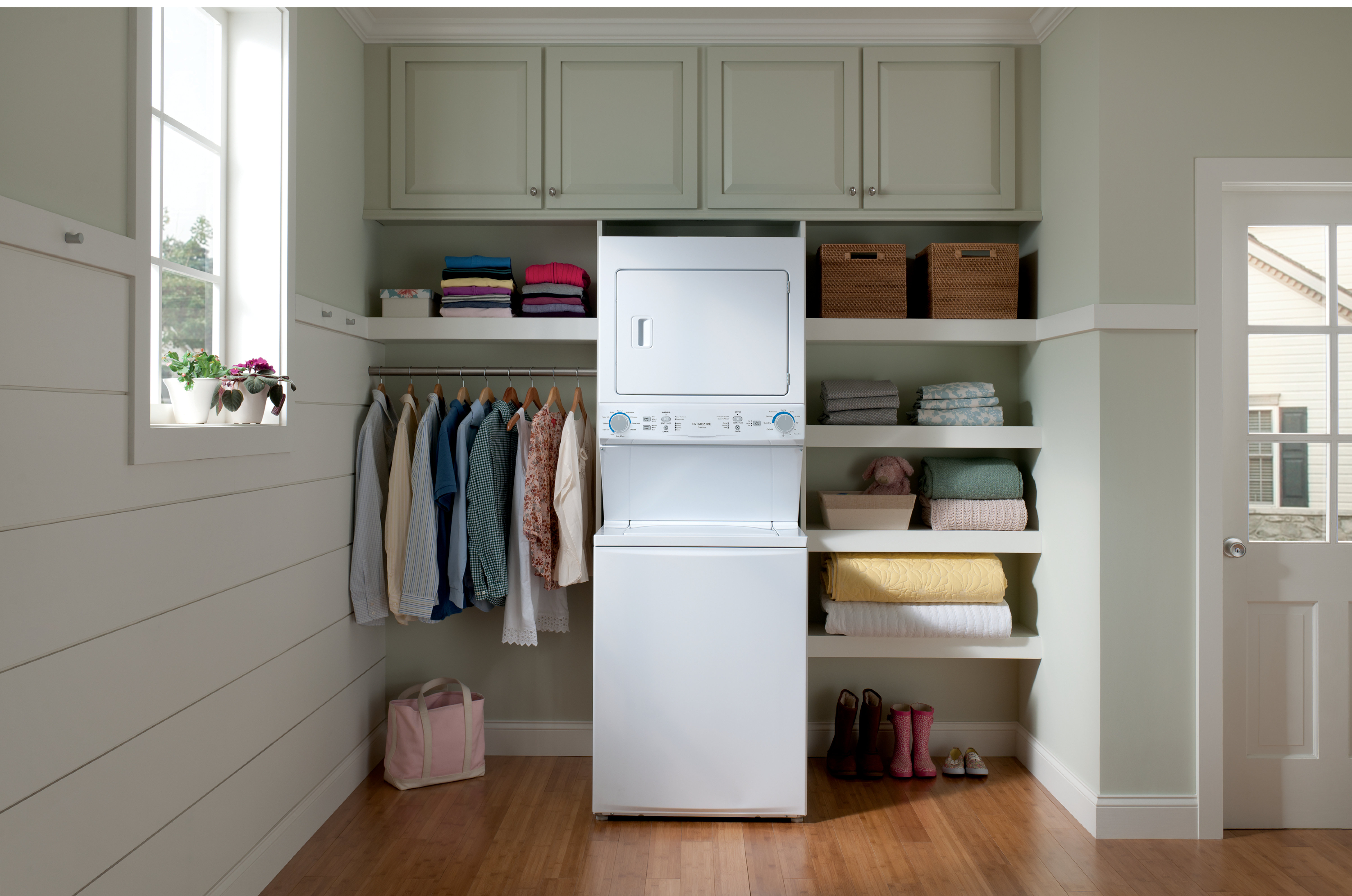 Frigidaire Laundry Center with 3.9 Cubic Feet Top Load Washer and 5.5