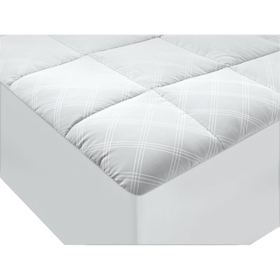 Ultimate Comfort and Allergy Protection Polyester Mattress Pad AllerEase Size: Twin
