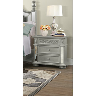 Aaden 3 Drawer Nightstand by Rosdorf Park