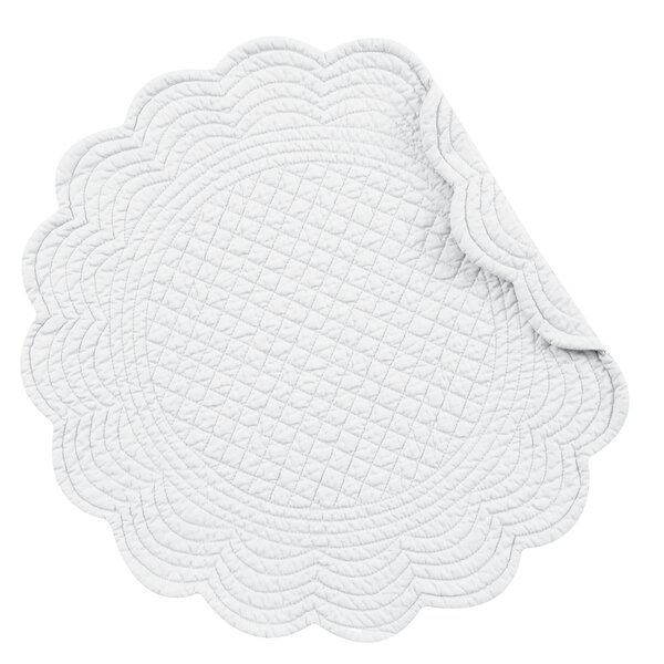 Floral on White COTTAGE ROSE Quilted Reversible Round C/&F Placemat