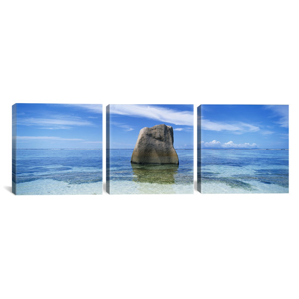Latitude Run Source D Argent Beach La Digue Island Seychelles 3
