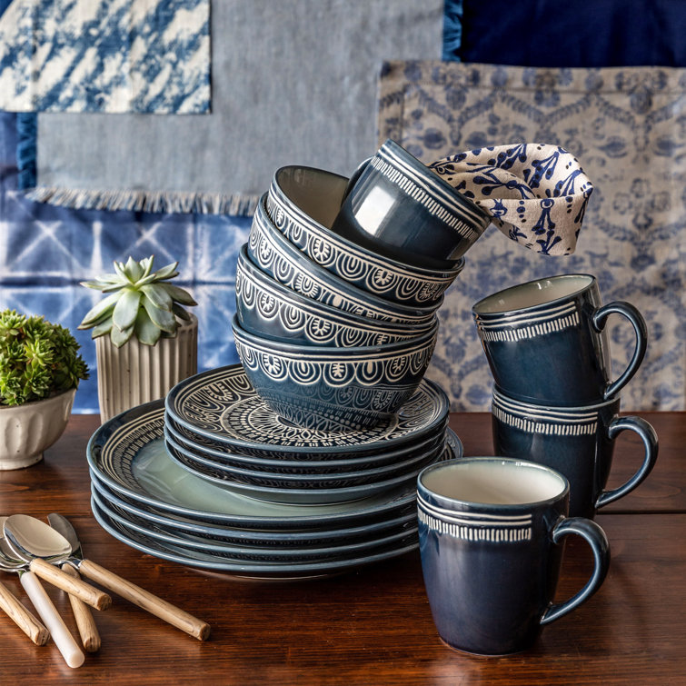 Jayda 16 Piece Dinnerware Set, Service for 4