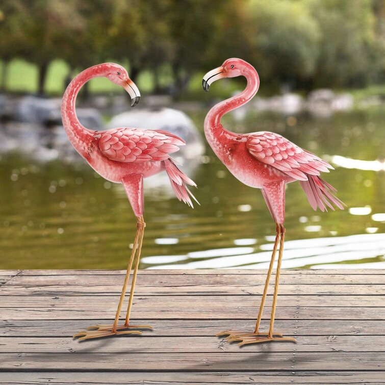 Backyard Decor 2-Pack Large Pink Flamingo Lawn Ornaments for Home Patio Kircust Flamingo Garden Statues and Sculptures Metal Birds Yard Art Outdoor Statue 