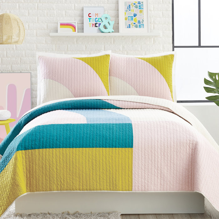 Mod Shapes Cotton 3 Piece Reversible Quilt Set