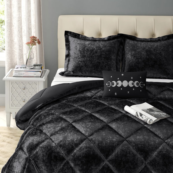 3 Piece Crushed Velvet Quilted Bedspread Bedding Set Double King Size Bed Throw 