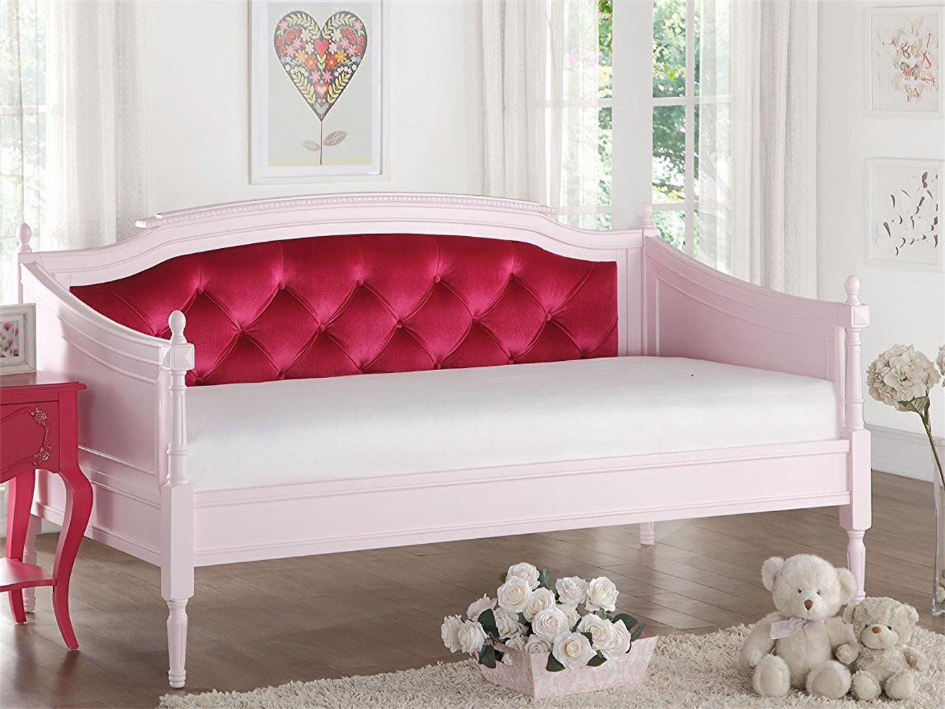 daybed for little girl