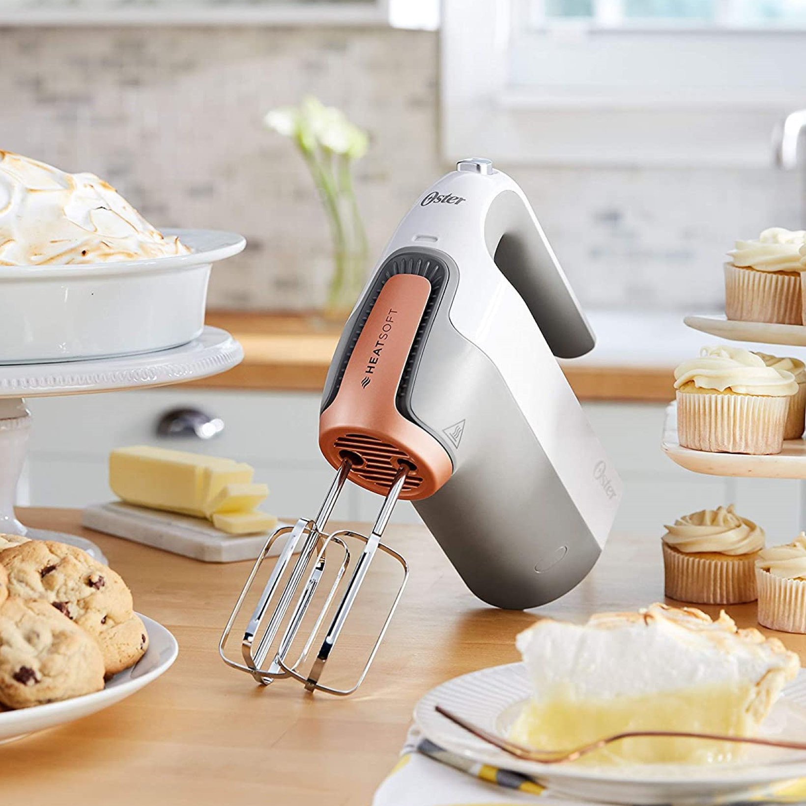 Rose Gold Oster 270-Watt 5-Speed Hand Mixer with HEATSOFT Technology