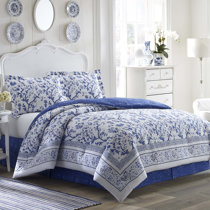 laura hart comforter