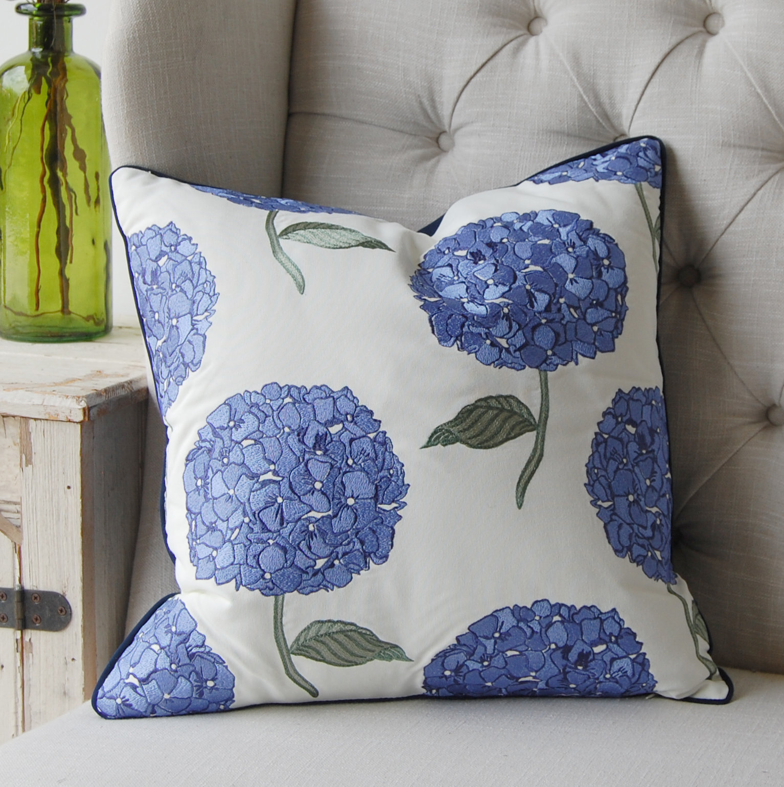 Chidester Hydrangea Embroidered Indoor Outdoor Sunbrella Throw