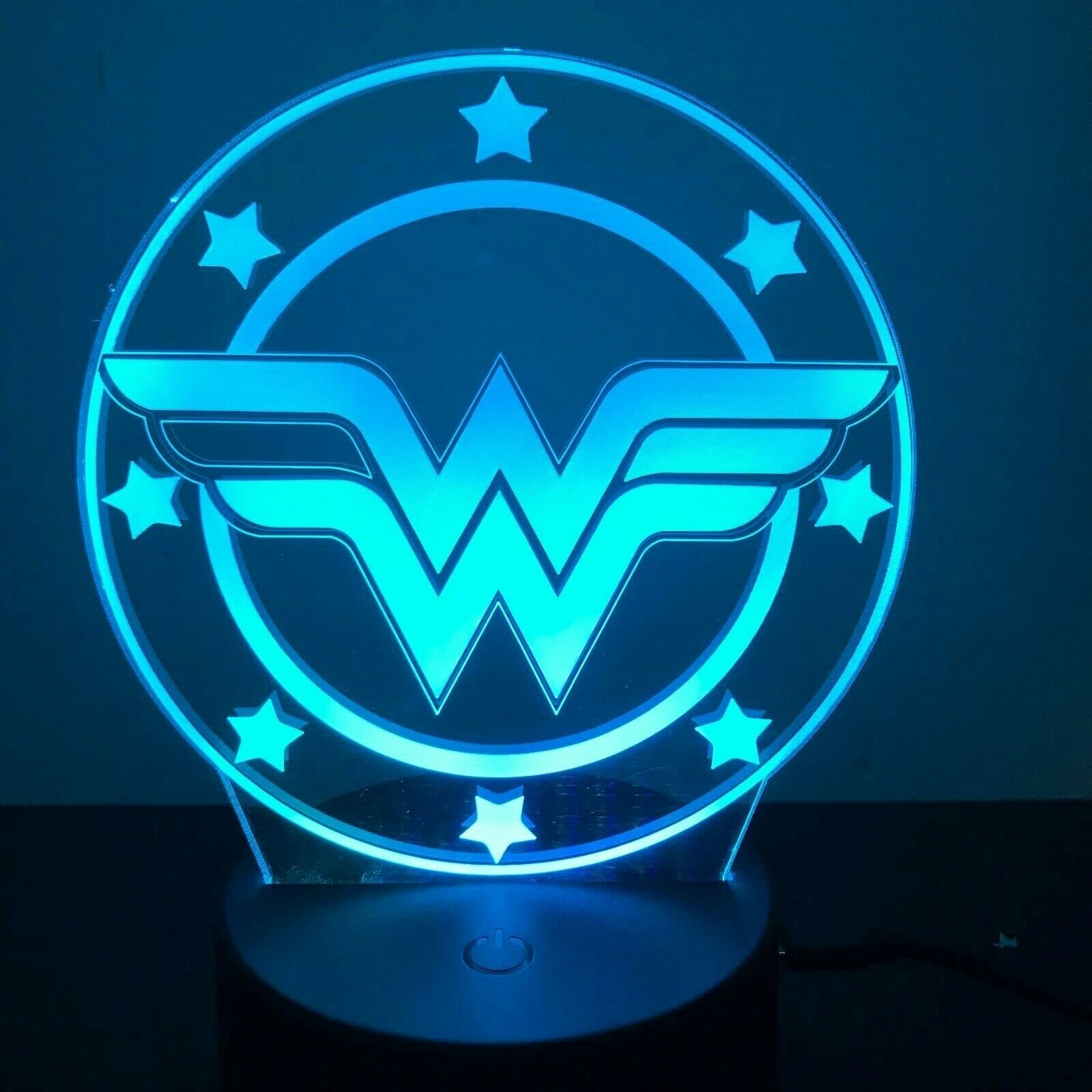 Wonder Woman Logo Illusion Night Light