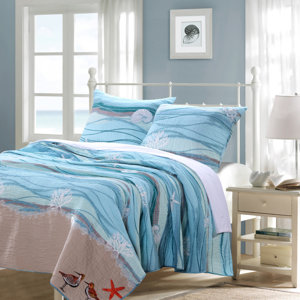 Ansley Reversible Quilt Set