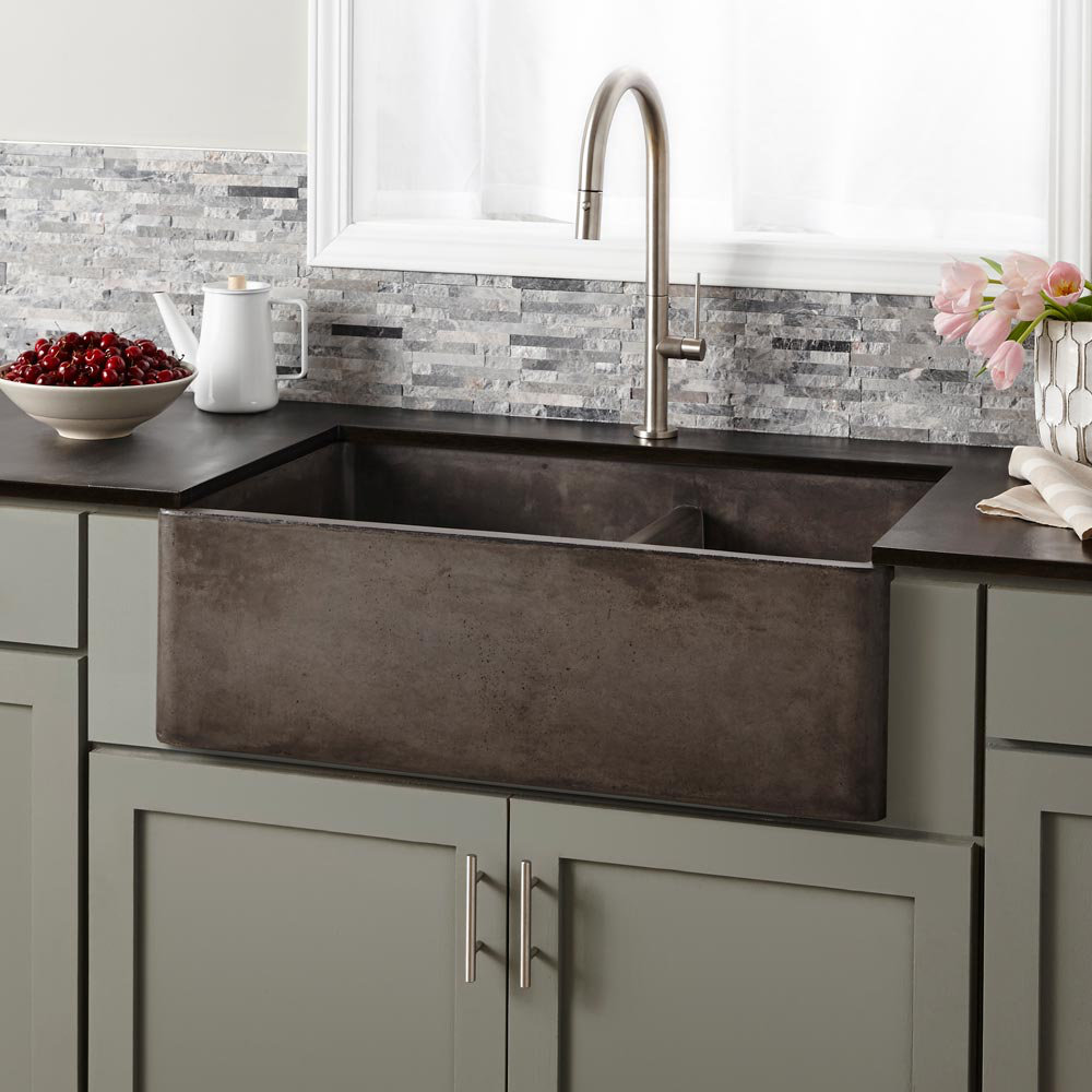 Farmhouse 33 L X 21 W Double Basin Farmhouse Apron Kitchen Sink