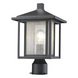 Best Hungate Outdoor 1-Light Lantern Head By Bloomsbury Market Outdoor Lighting Hungate Outdoor 1-Light Lantern Head By Bloomsbury Market Outdoor Lighting