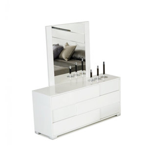 Camron 3 Drawer Wood Dresser with Mirr..