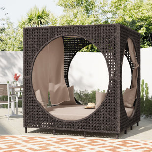 gatun round patio daybed with cushions