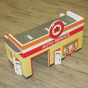 Auto Garage Dollhouse