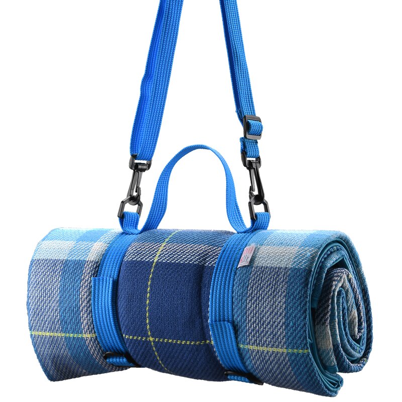 roll up picnic blanket