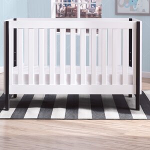 Bellevue Delta 3-in-1 Convertible Crib