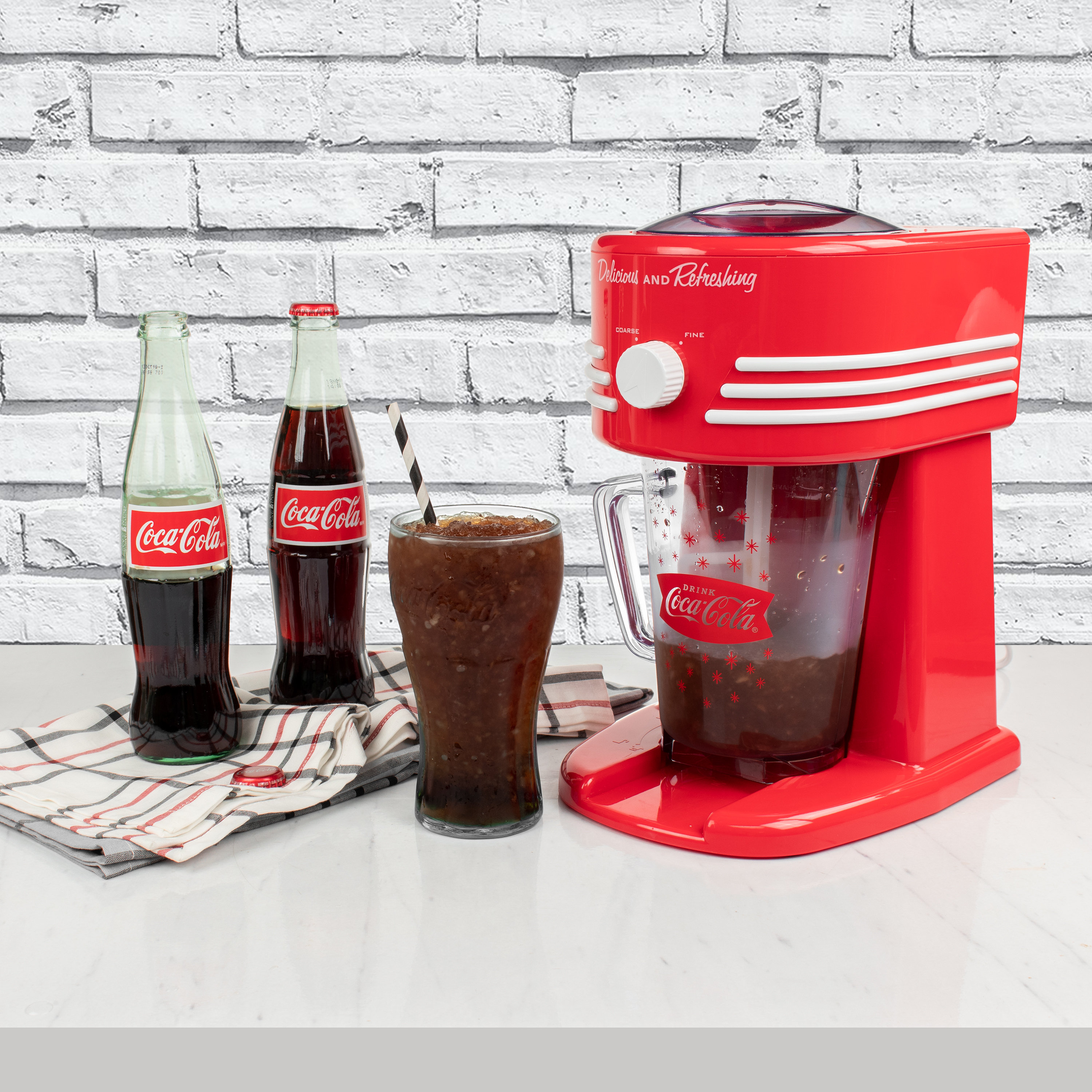 how does the coca cola slush machine work