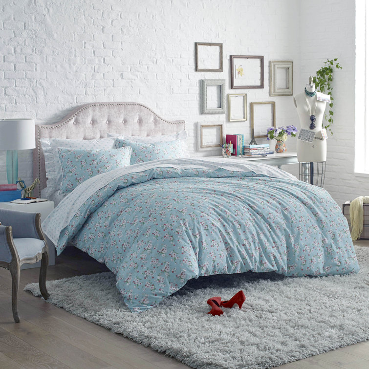 light blue and pink comforter
