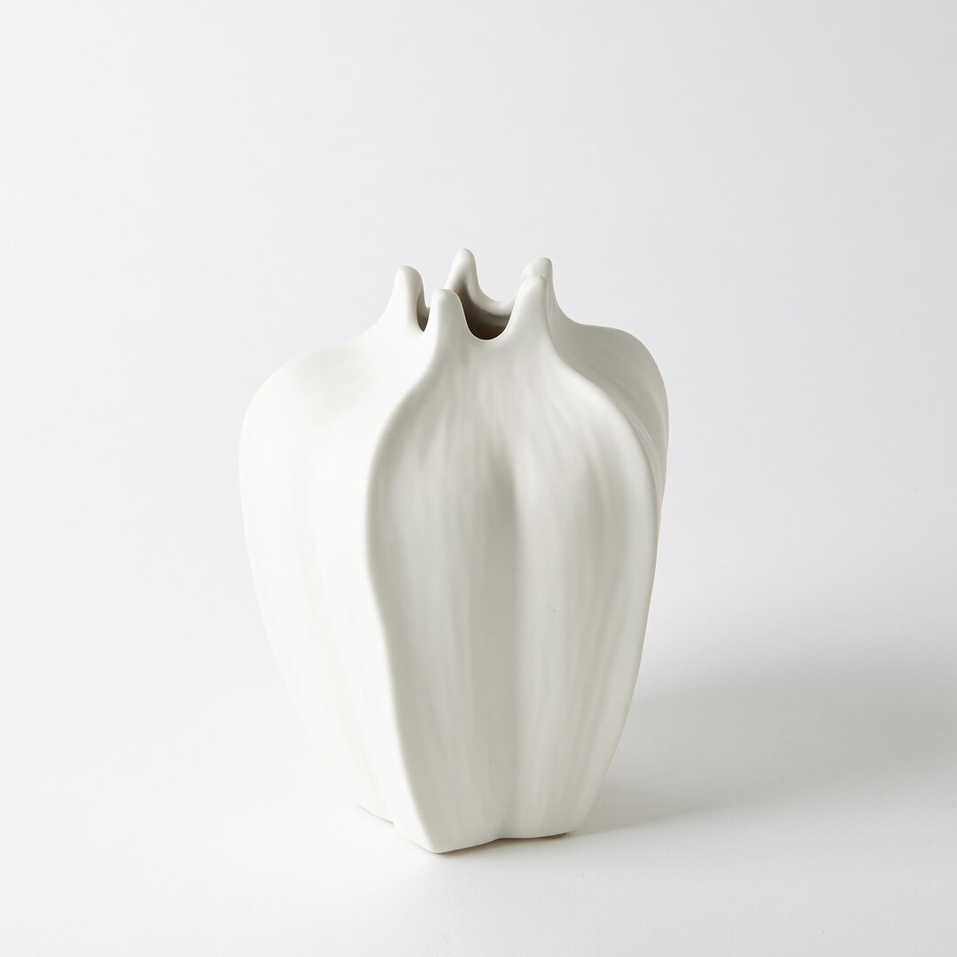 Online Designer Combined Living/Dining Star Fruit White Ceramic Table Vase