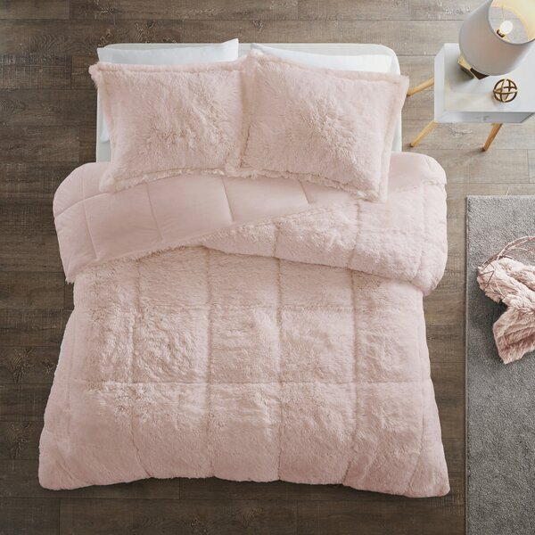 fluffy pink duvet