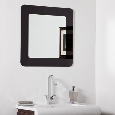 Decor Wonderland Ella Modern Wall Mirror