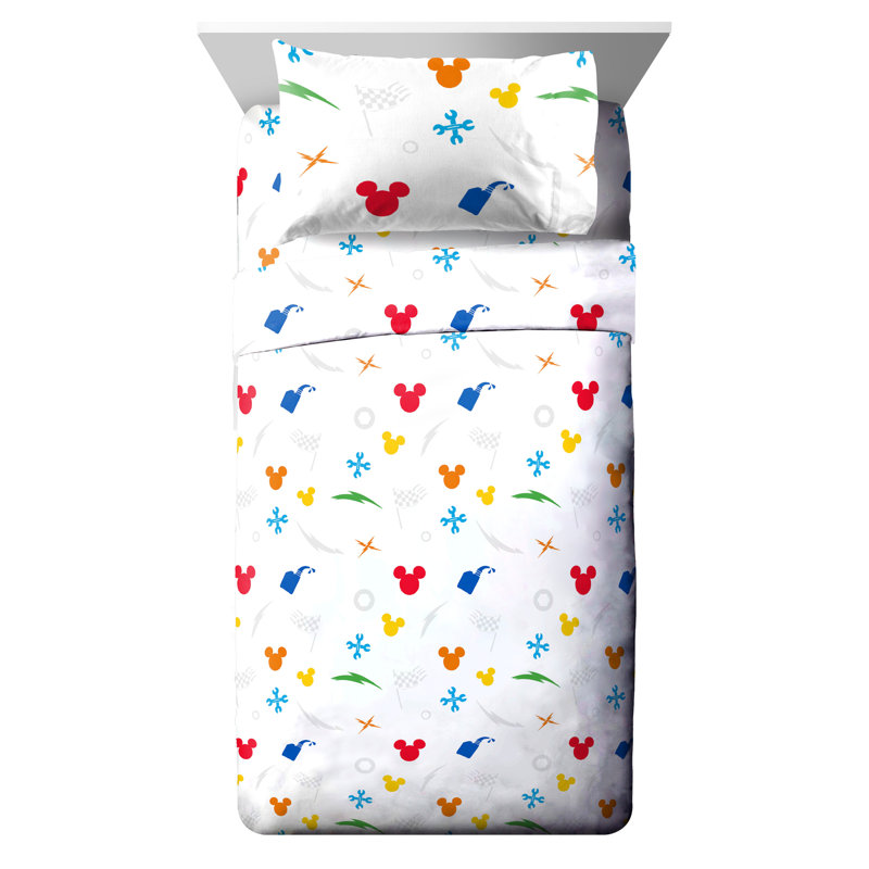 Fingerlings Disney Mickey Mouse Trophy Reversible Comforter Set
