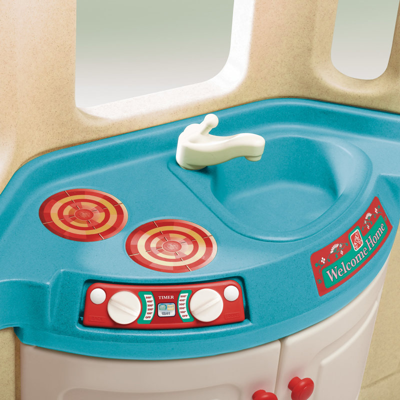 step2 naturally playful welcome home playhouse