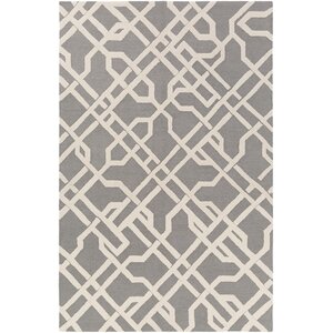Marigold Catherine Hand-Crafted Gray Area Rug