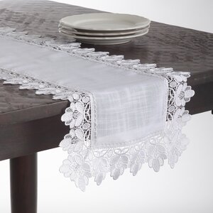 Jeremie Table Runner