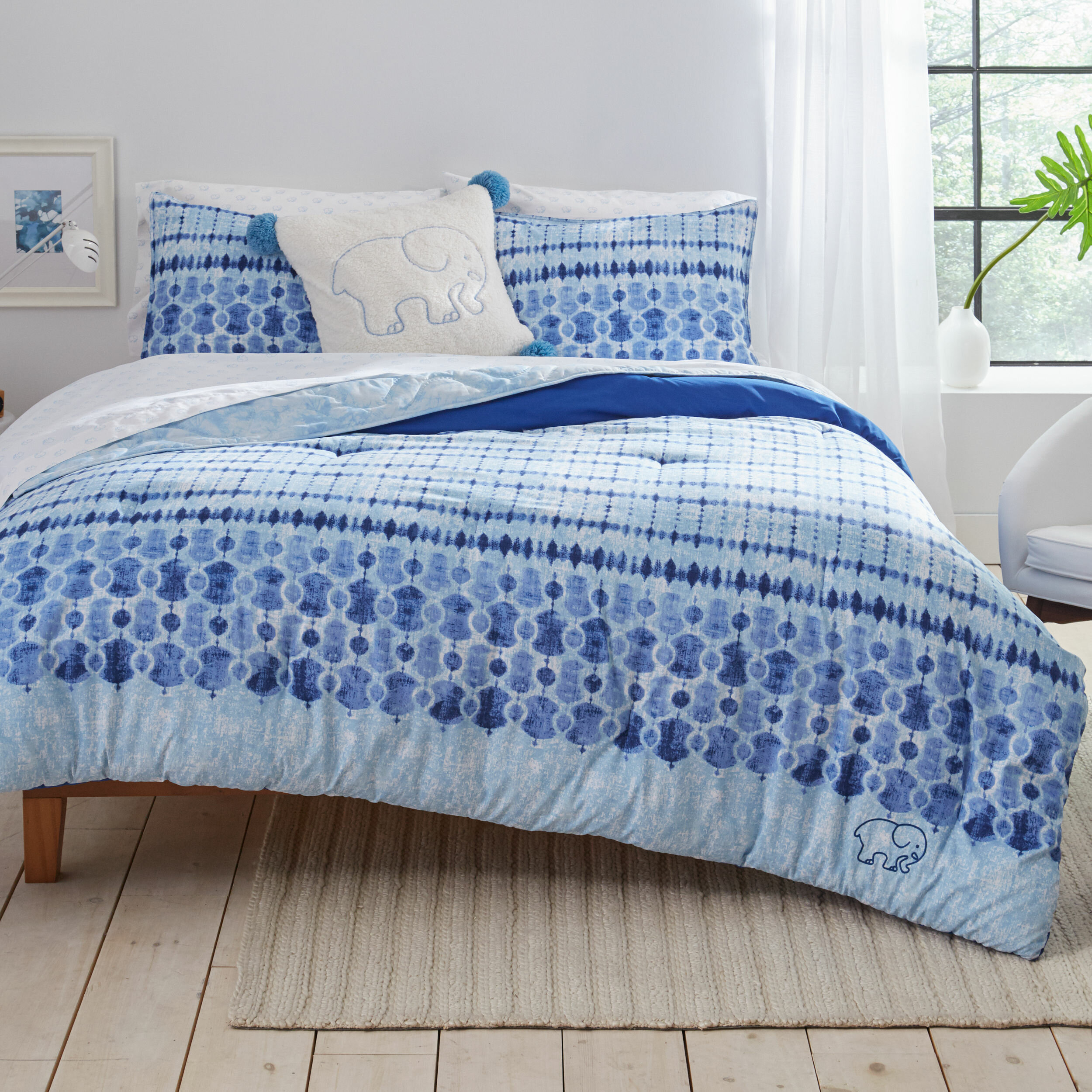 navy blue twin bedspread